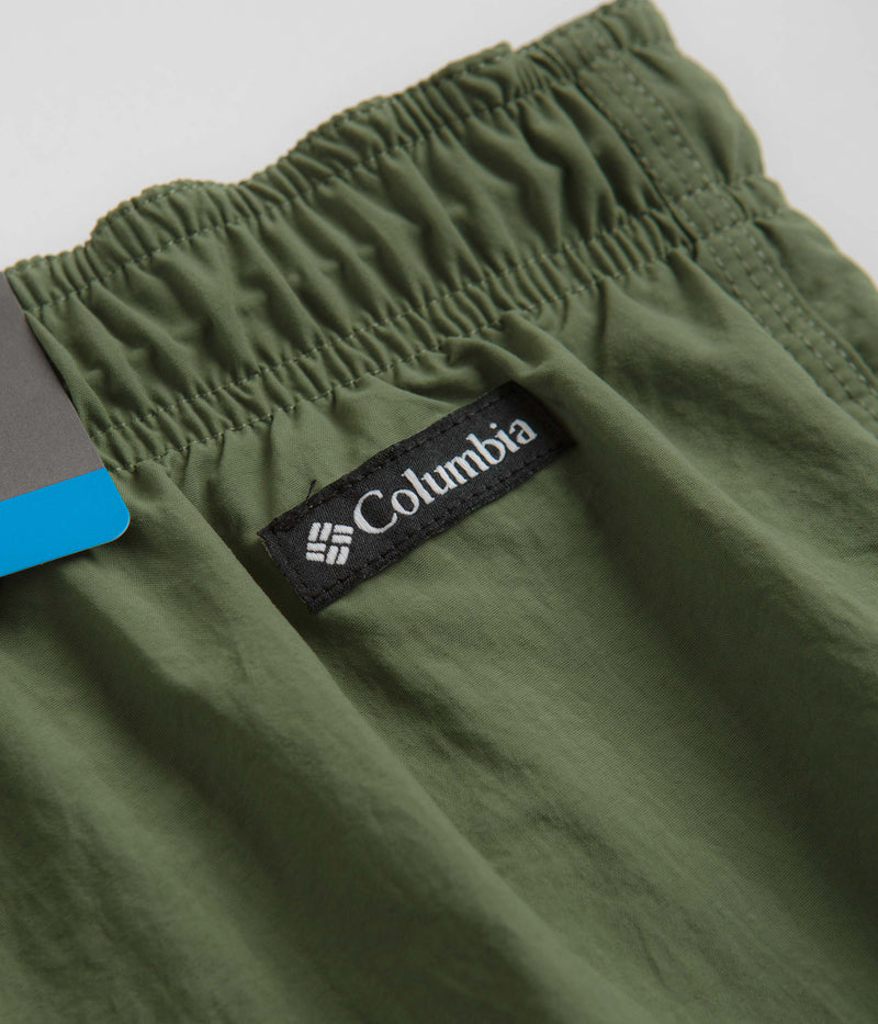 Columbia Summerdry Brief 9" Shorts in Canteen and Sage Leaf