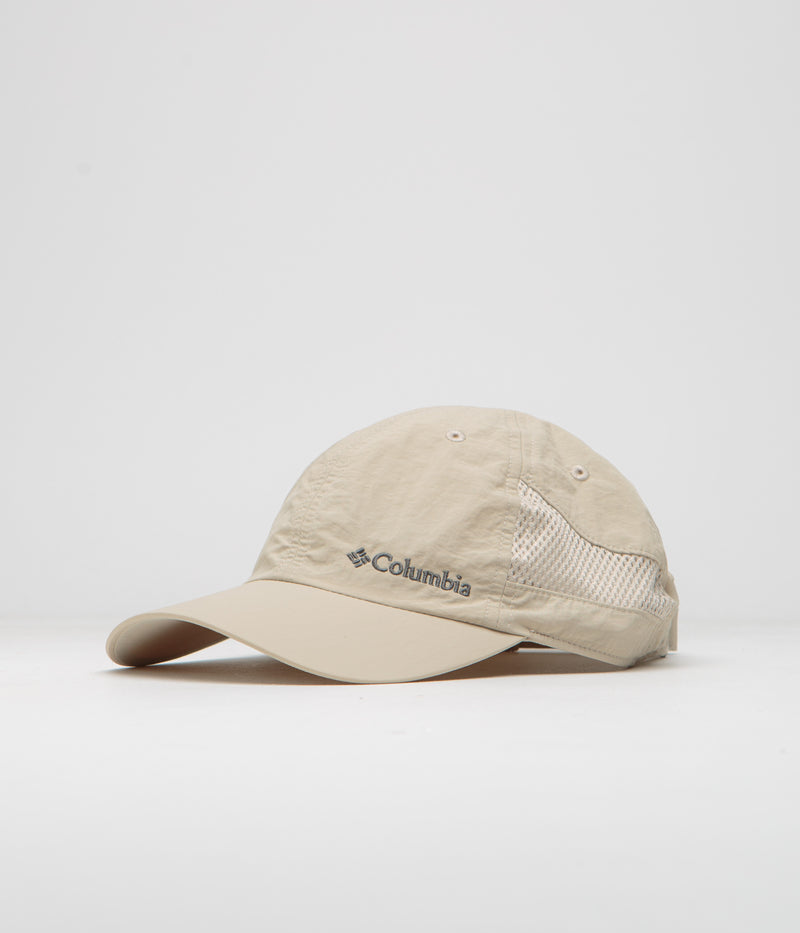Columbia Tech Shade Cap in Fossil