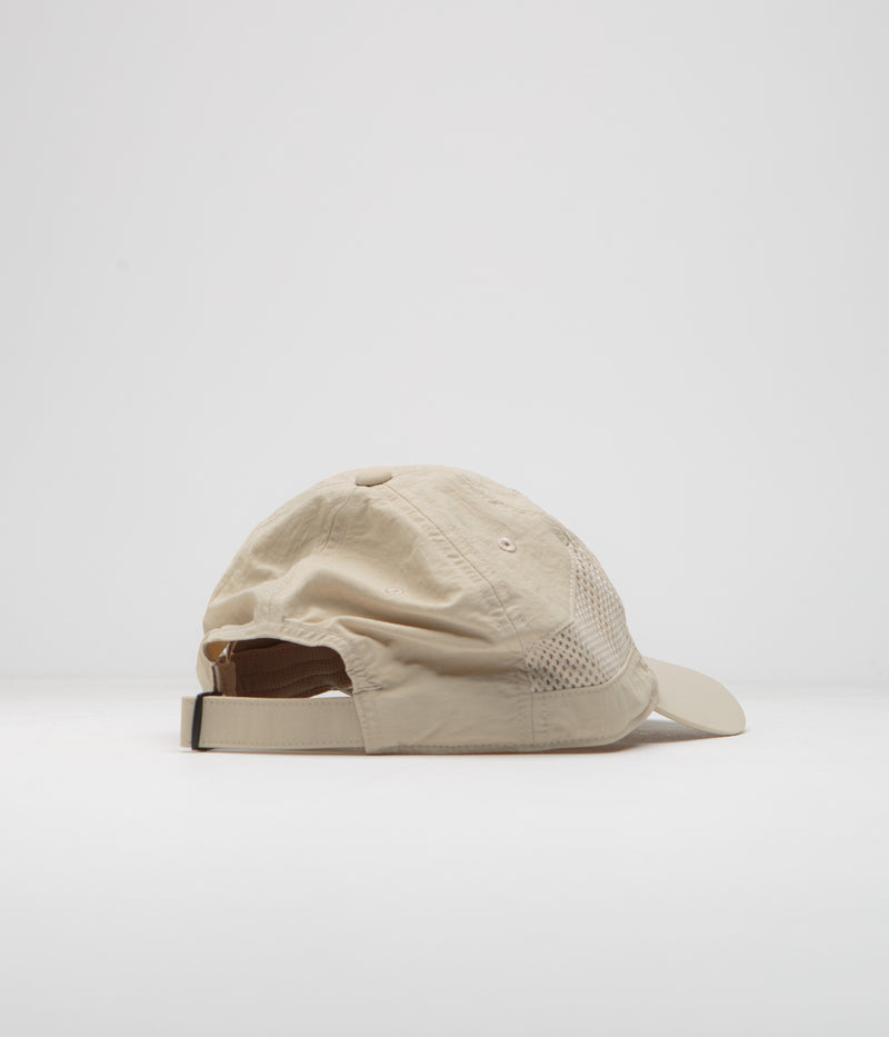 Columbia Tech Shade Cap in Fossil
