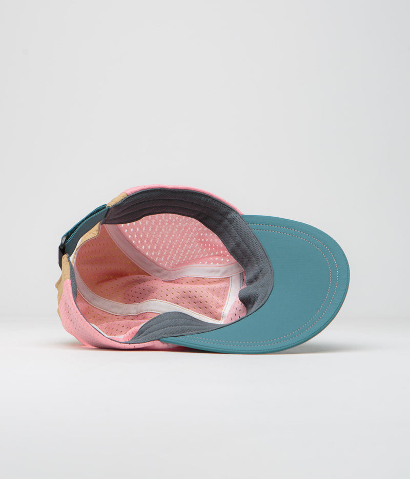 Columbia Wingmark Cap in Cloudburst and Canoe / Salmon Rose