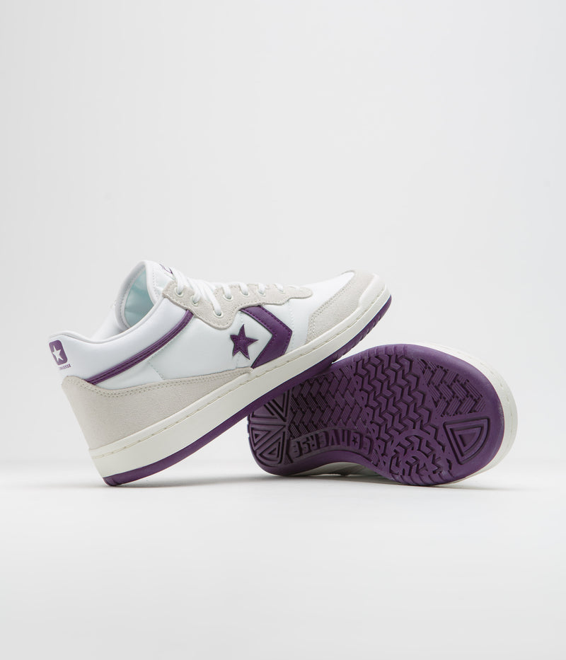 Converse Fastbreak Mid Shoes in White and Vaporous Grey / Purple