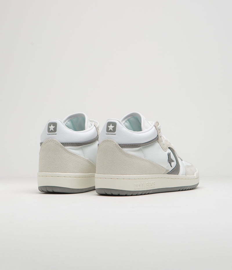 Converse Fastbreak Mid Shoes in White and Vaporous Grey / White