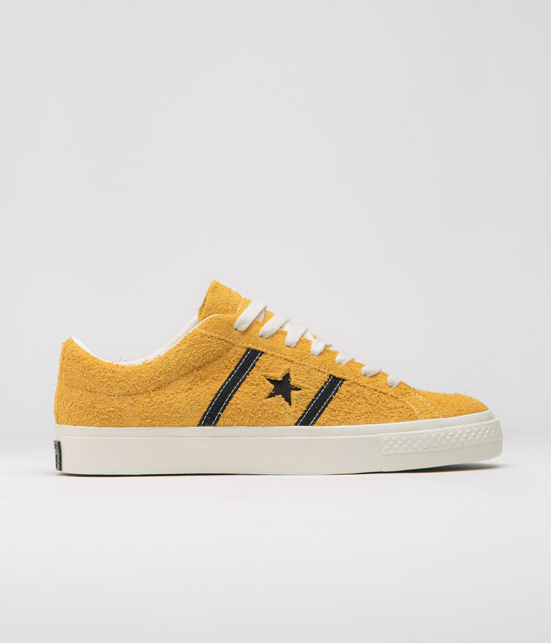 Converse One Star Academy Pro Shoes in Sunflower Gold and Black / Egret