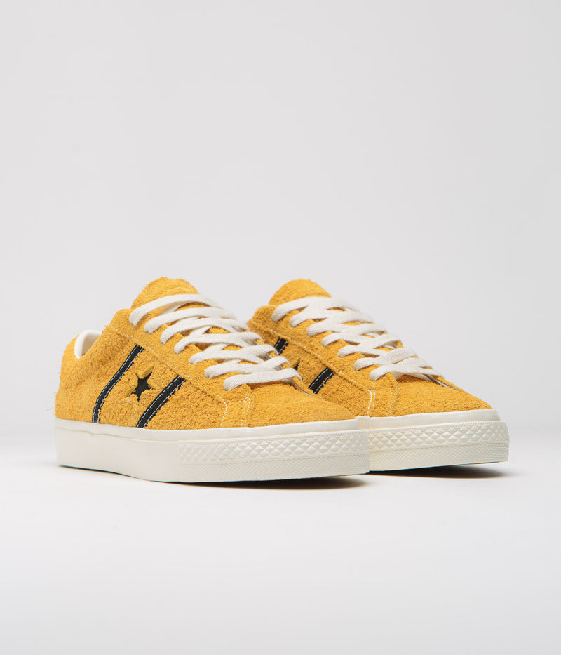 Converse One Star Academy Pro Shoes in Sunflower Gold and Black / Egret