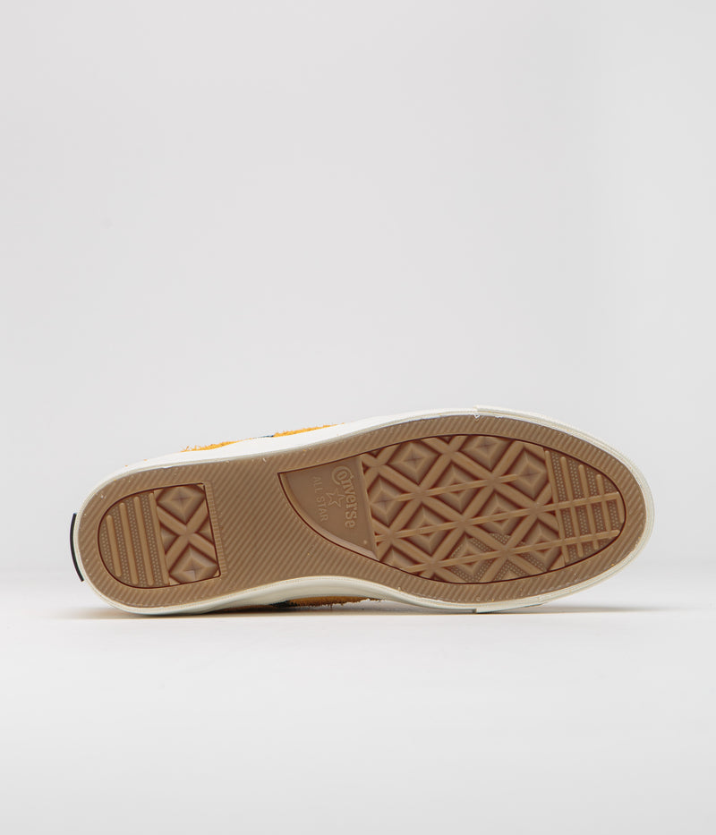 Converse One Star Academy Pro Shoes in Sunflower Gold and Black / Egret