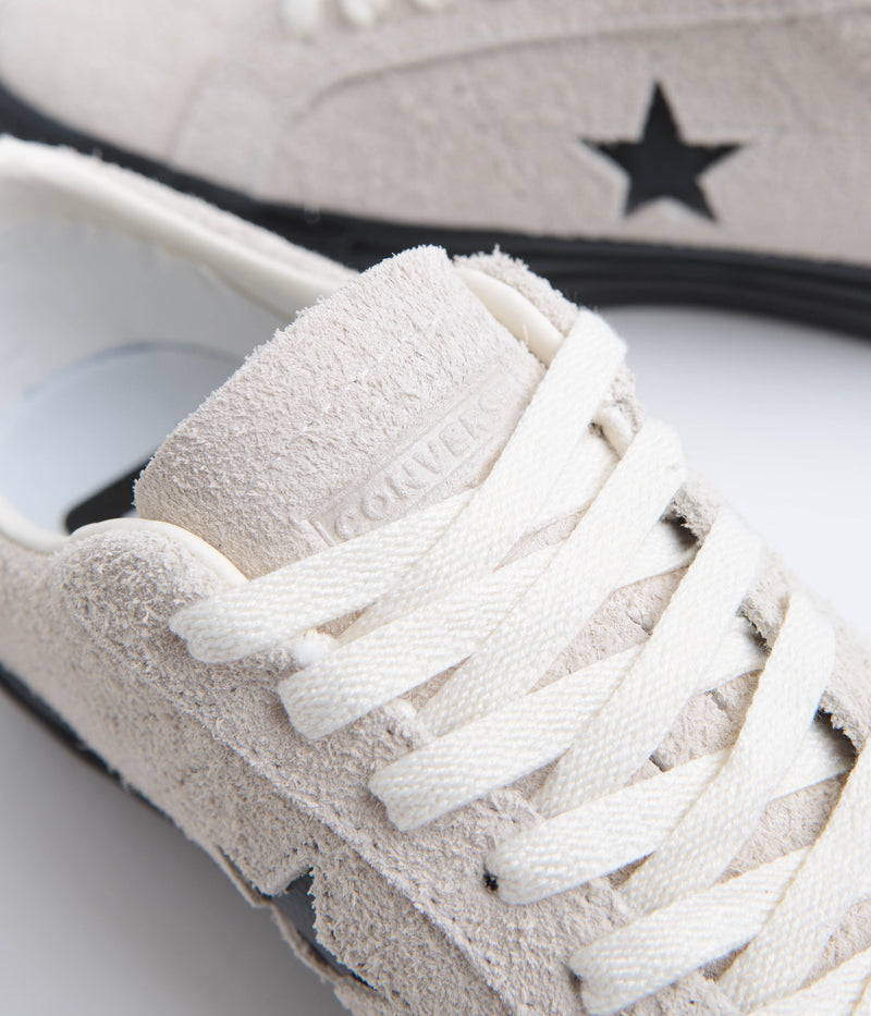 Converse One Star Pro Shaggy Suede Shoes in Egret and Egret / Black