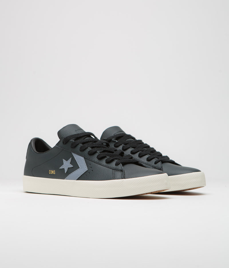 Converse PL Vulc Pro Ox Shoes in Black and Lunar Grey / Egret