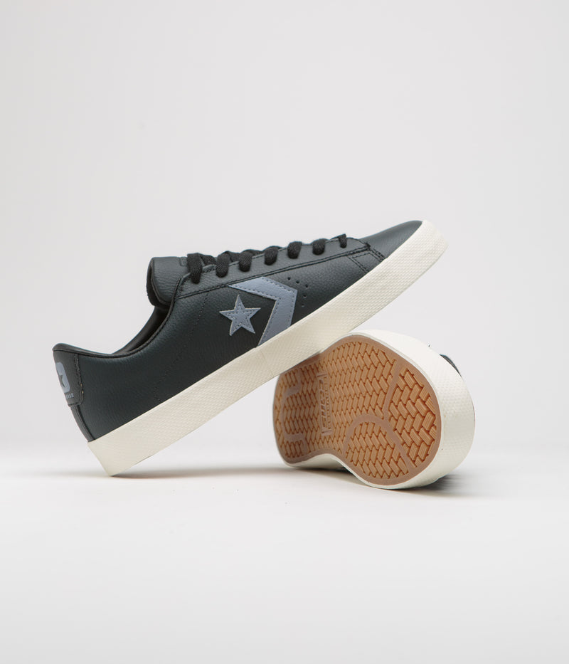 Converse PL Vulc Pro Ox Shoes in Black and Lunar Grey / Egret