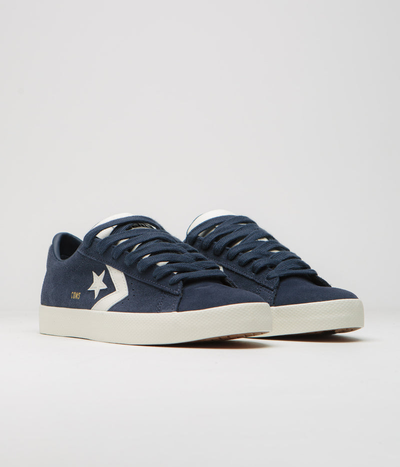 Converse PL Vulc Pro Ox Shoes in Navy and Egret / Navy