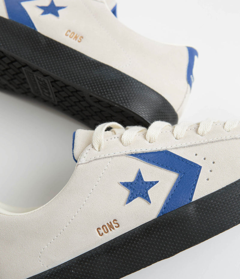 Converse Pro Leather Fall Tone Shoes in Egret and Blue / Black