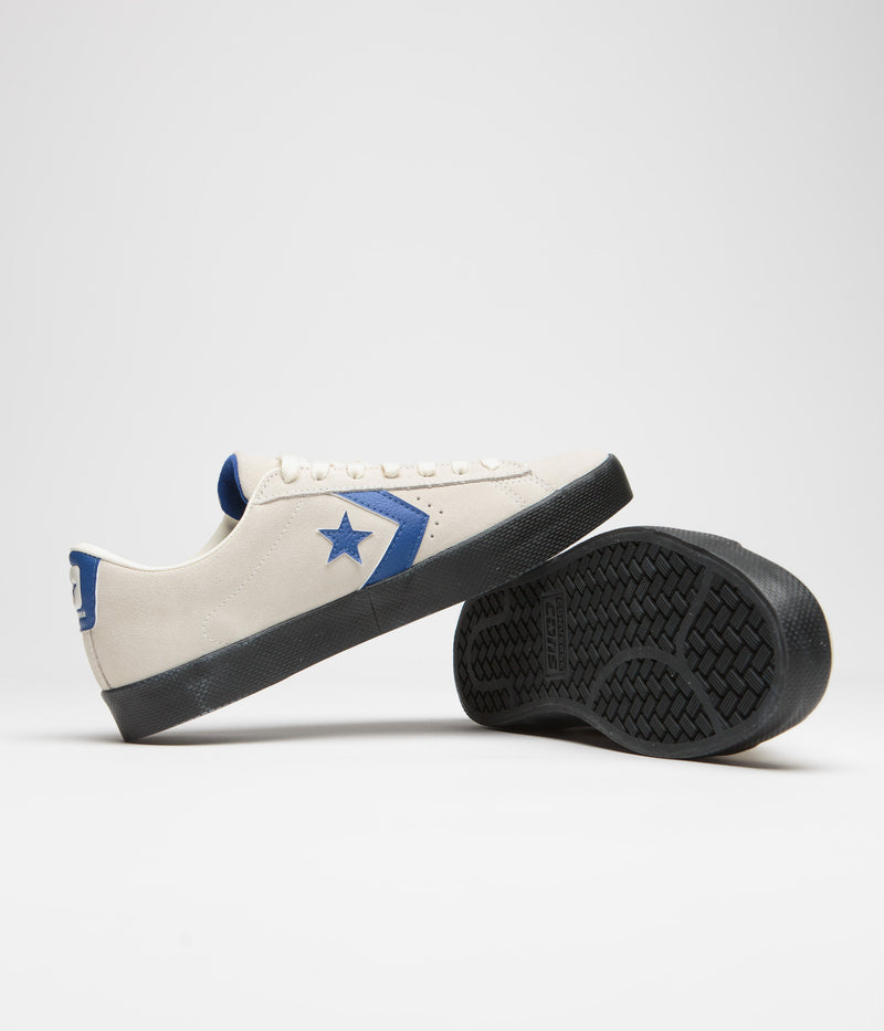 Converse Pro Leather Fall Tone Shoes in Egret and Blue / Black