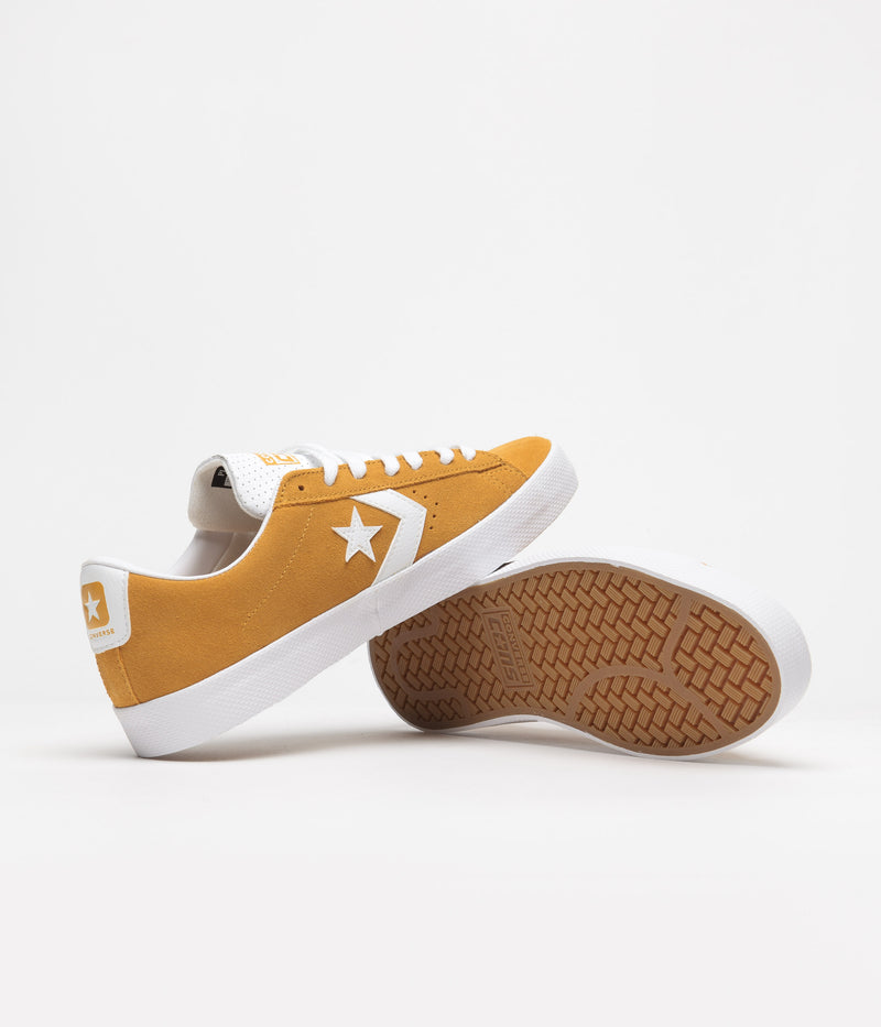 Converse Pro Leather Summer Ox Shoes in Golden Sundial and White / White