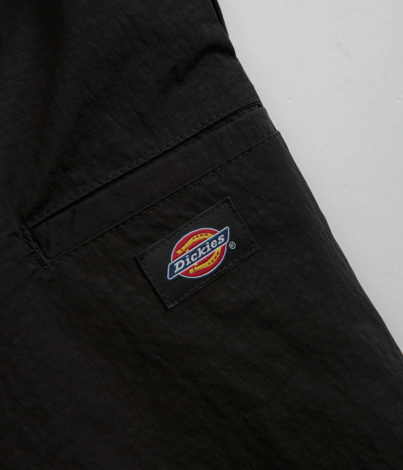 Dickies Fincastle Shorts in Black
