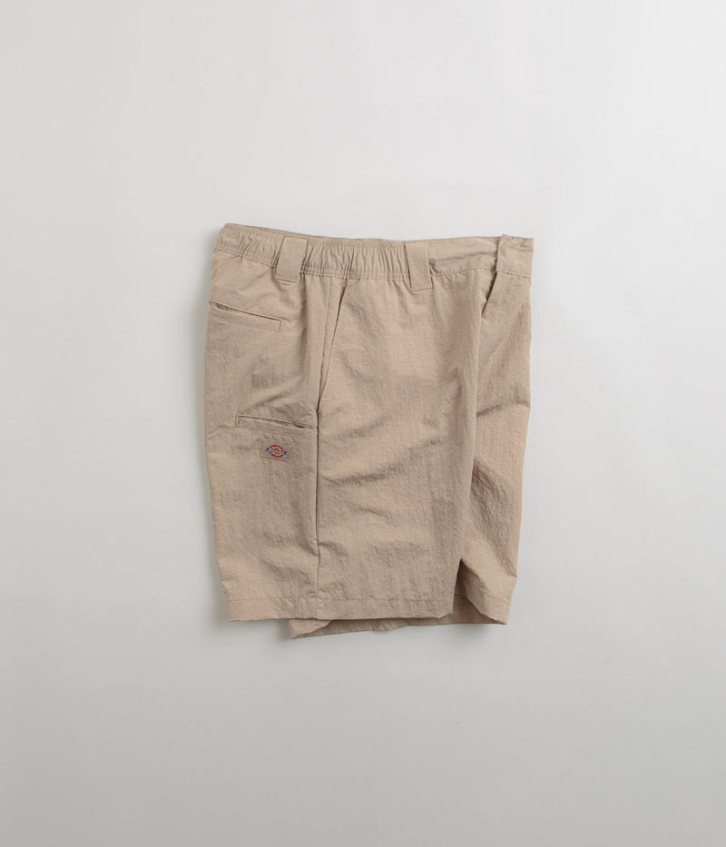 Dickies Fincastle Shorts in Sandstone