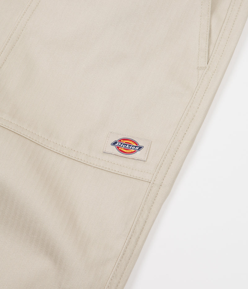 Dickies Funkley Shorts in Cement