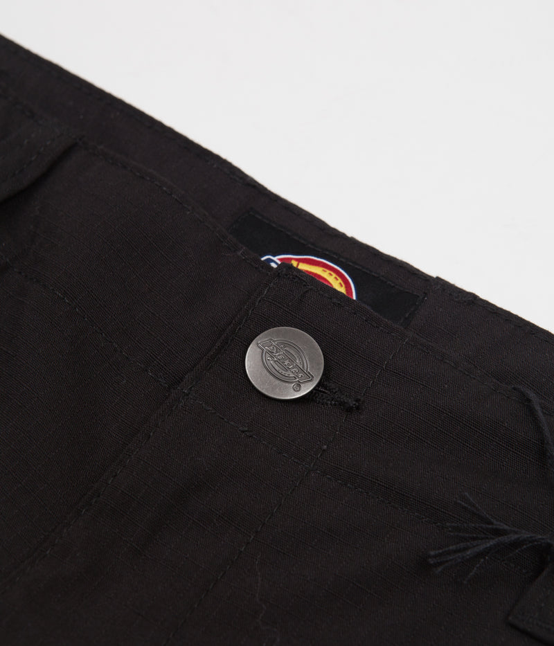 Dickies Millerville Shorts in Black