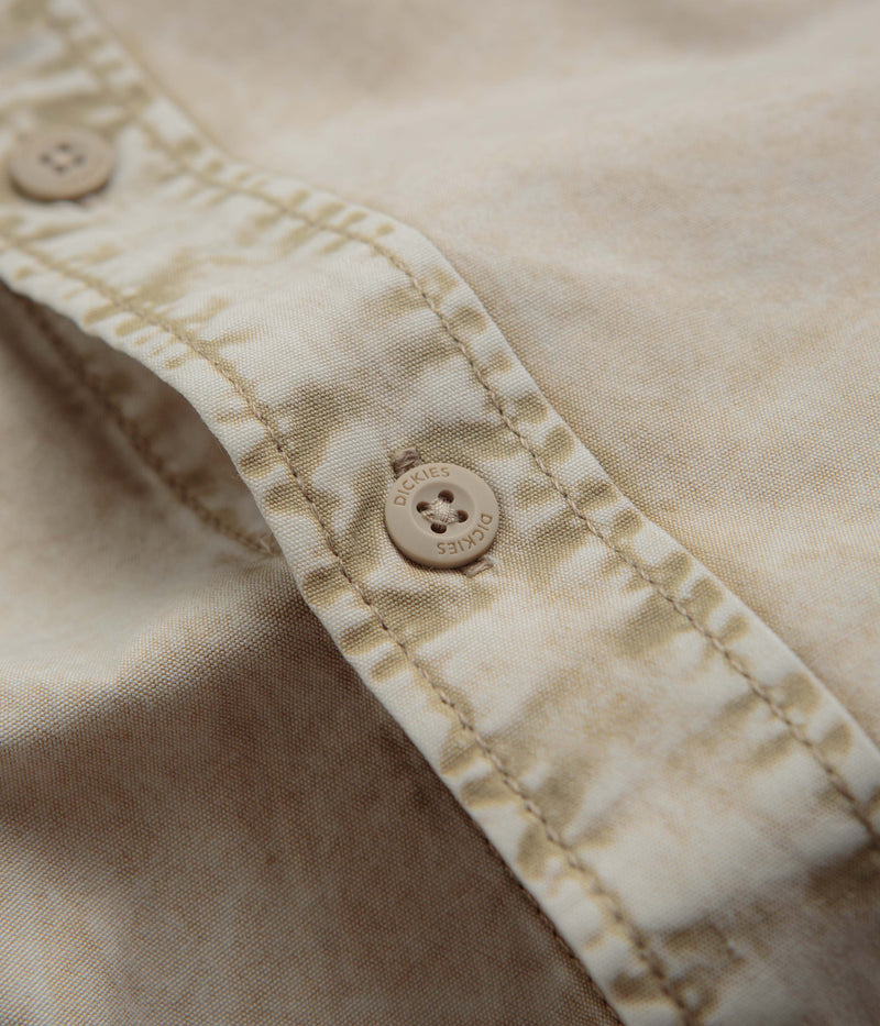 Dickies Newington Short Sleeve Shirt in Sandstone