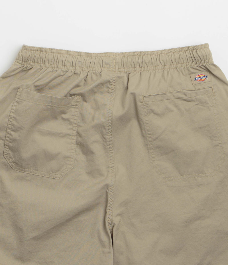 Dickies Pelican Rapids Shorts in Desert Sand