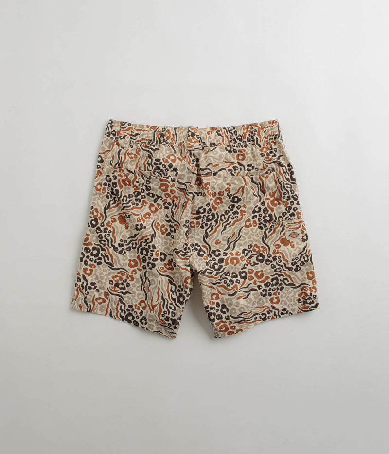 Dickies Saltville Shorts in White Camo Print