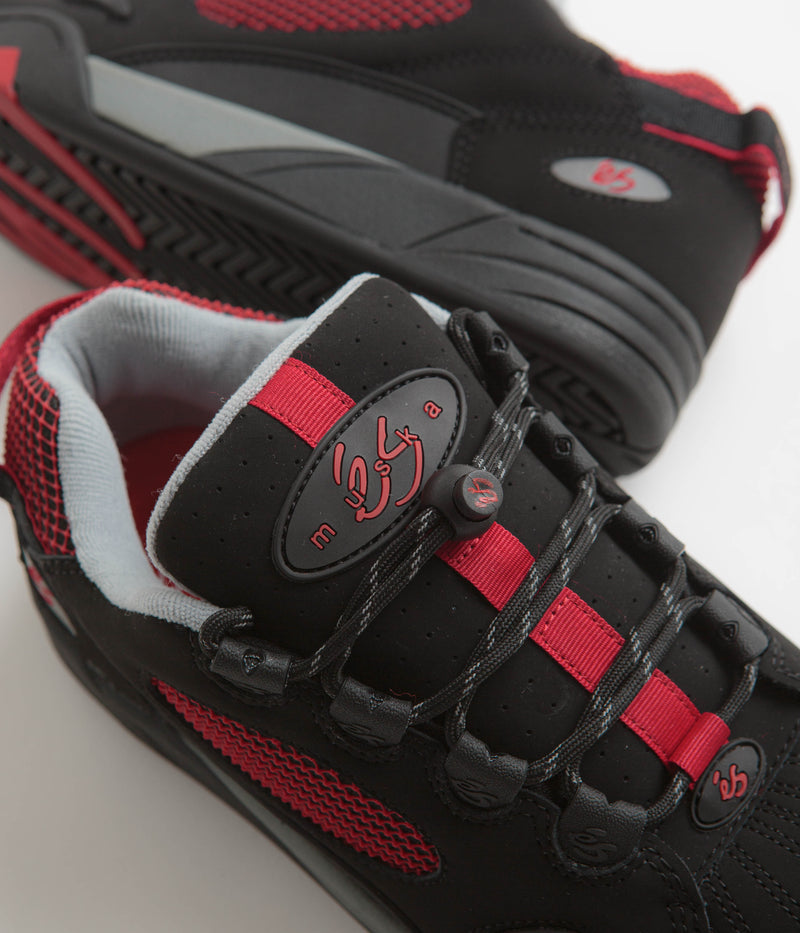 eS Muska Shoes in Black and Red
