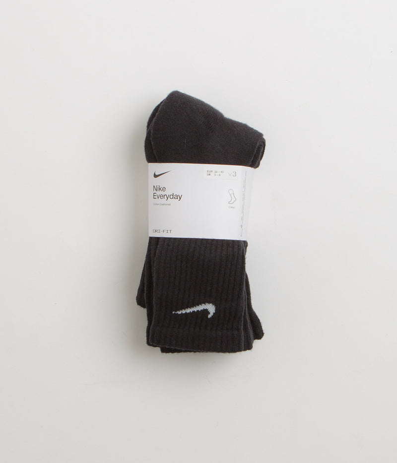 Nike Everyday Cushioned Training Crew Socks (3 Pair) in Black and White