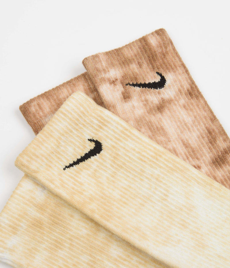 Nike Everyday Plus Tie-Dye Crew Socks (2 Pair) in Orange and Multi