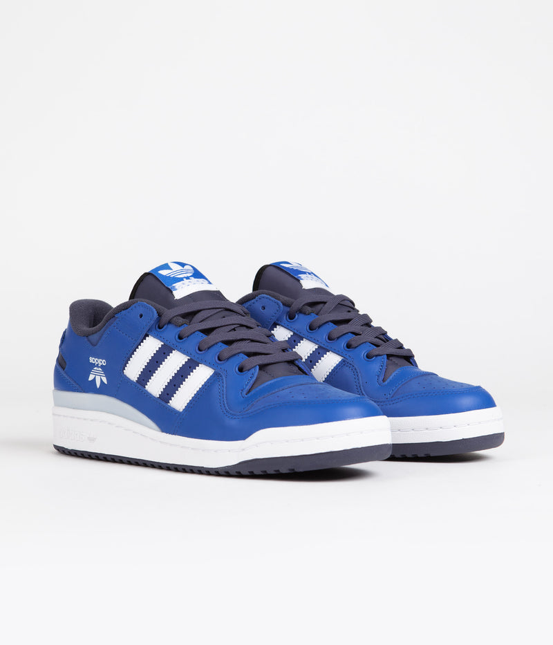 Adidas Forum 84 Low ADV Shoes in Bluebird and FTWR White / Shadow Navy