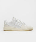 Adidas Forum 84 Low ADV Shoes in Chalk White and White / Cloud White