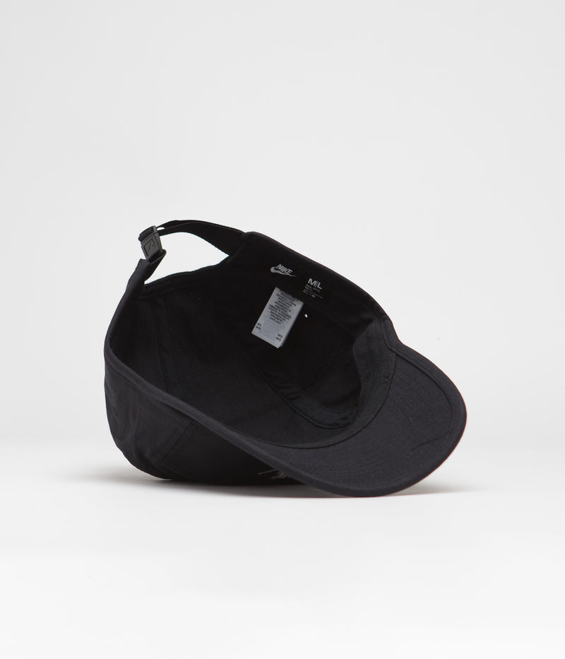 Nike Futura Logo Cap in Black and White