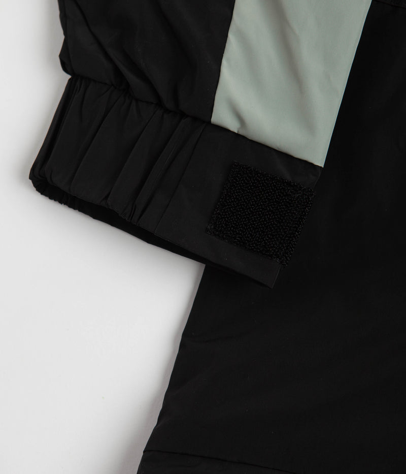 Helas North Outdoor Jacket in Black and Green