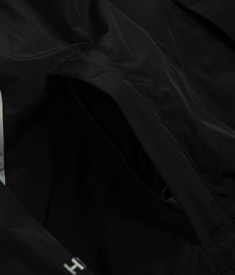 Helas North Outdoor Jacket in Black and Green