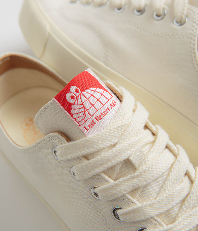 Last Resort AB VM003 Canvas Shoes in White and White