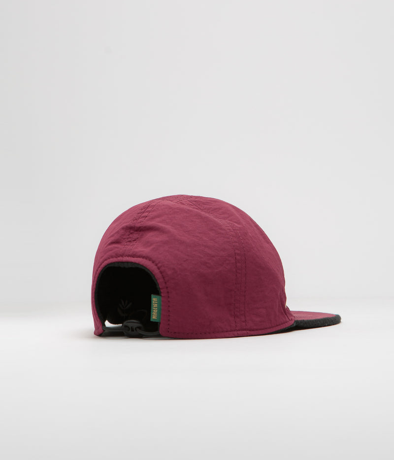 Magenta Reversible Cap in Black
