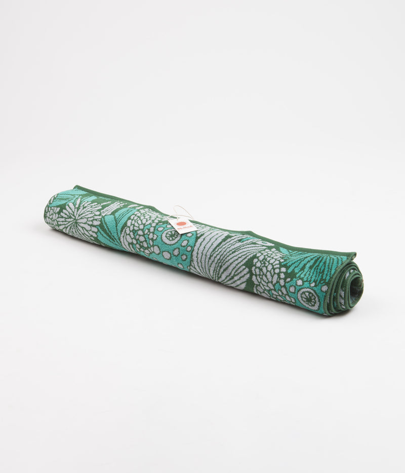 Mollusk Tidepool Towel in Blue and Green