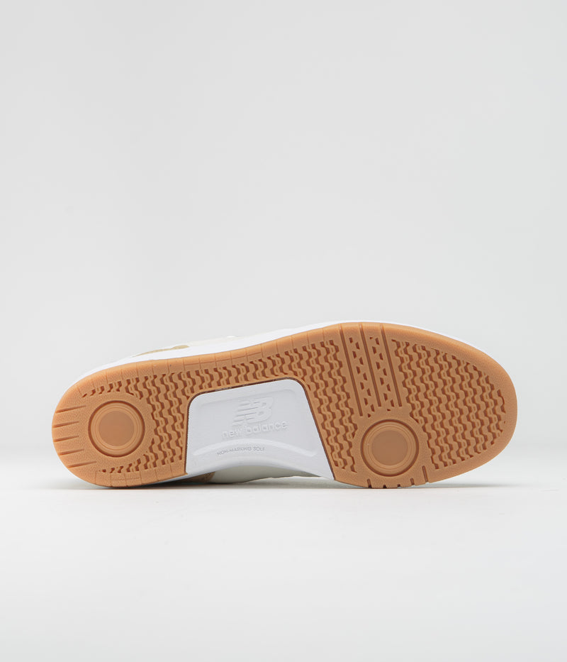 New Balance Numeric 425 Shoes in Sea Salt and White
