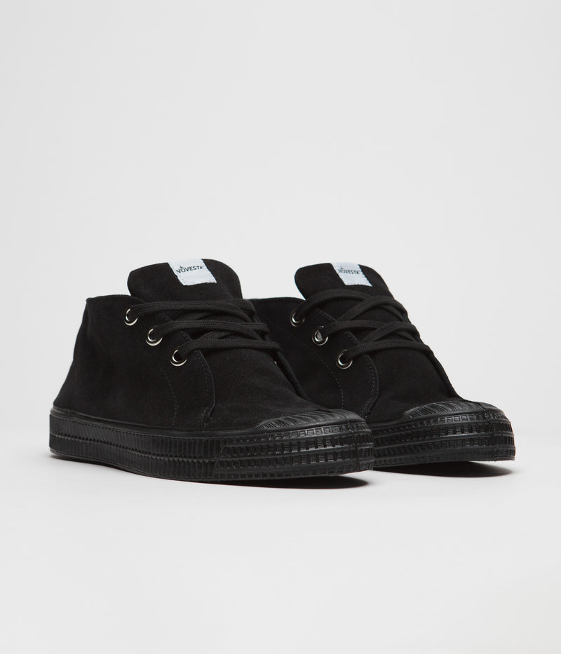 Novesta Star Chukka Suede Shoes in Mono Black