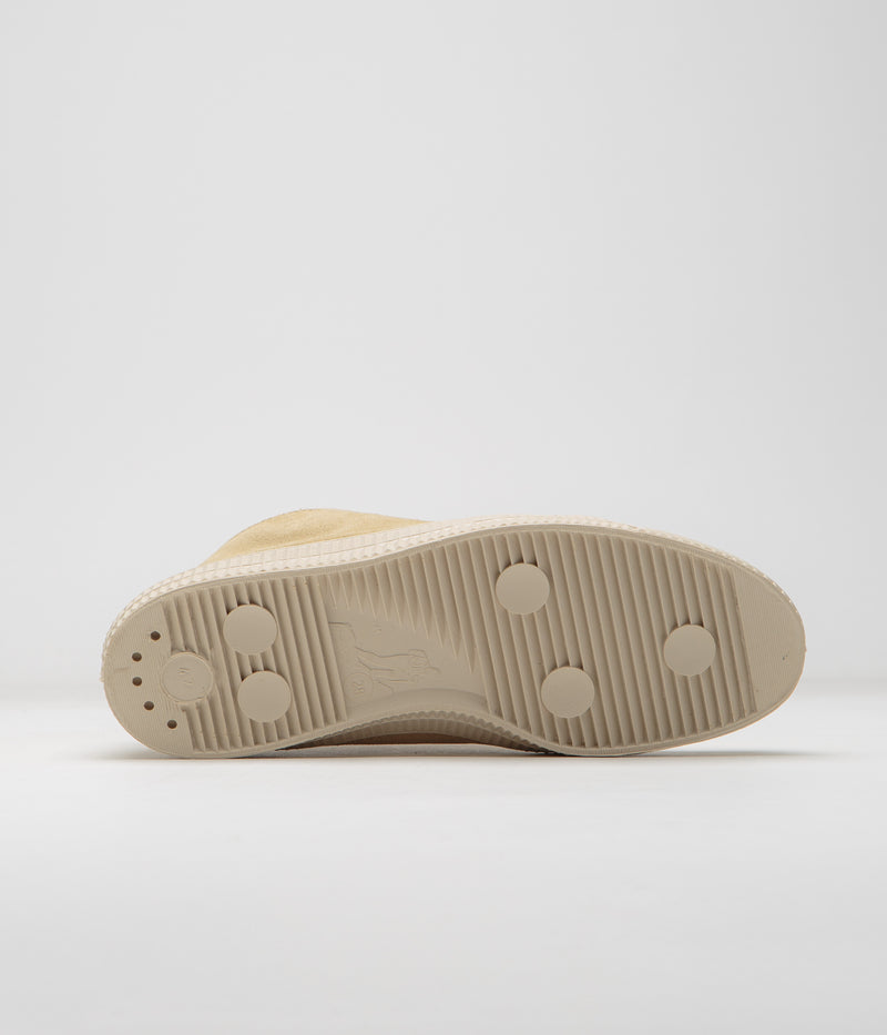 Novesta Star Chukka Suede Shoes in Mono Papyrus