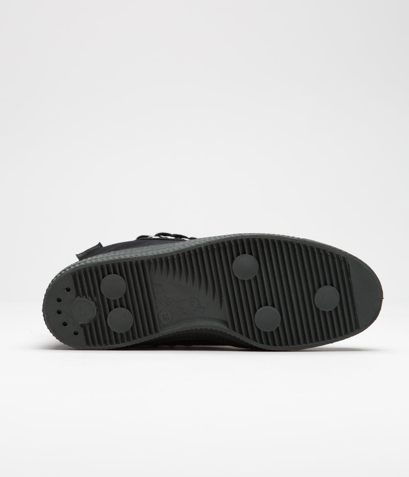 Novesta Star Dribble Contrast Stitch Shoes in 60 Black and 99 Beige / 245 Grey