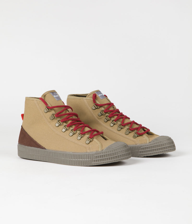 Novesta Star Dribble Hiker Shoes in 16 Sezam and Grey