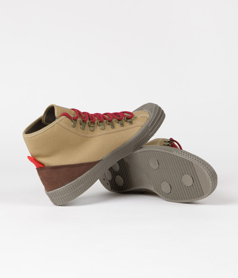 Novesta Star Dribble Hiker Shoes in 16 Sezam and Grey