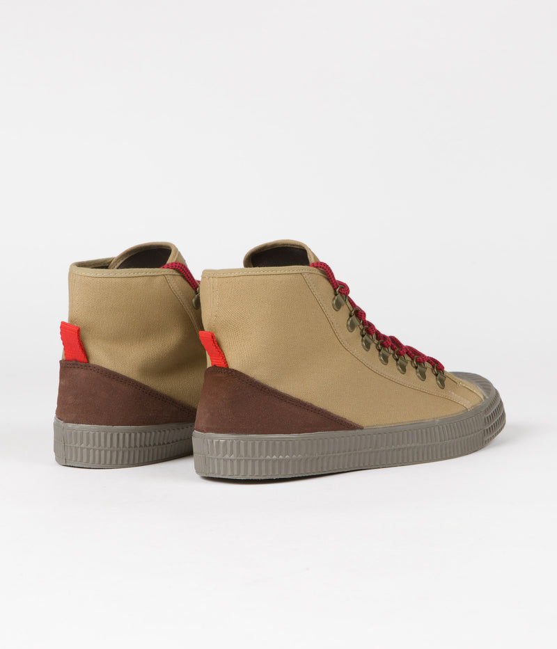 Novesta Star Dribble Hiker Shoes in 16 Sezam and Grey