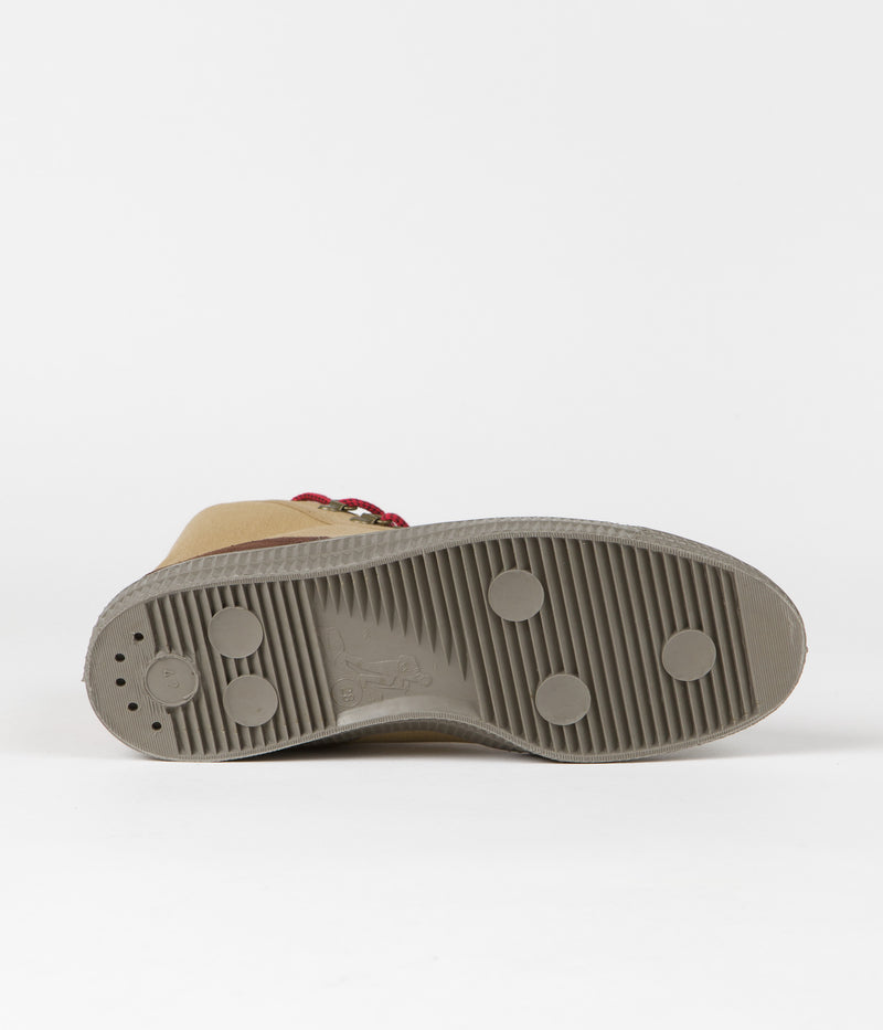 Novesta Star Dribble Hiker Shoes in 16 Sezam and Grey