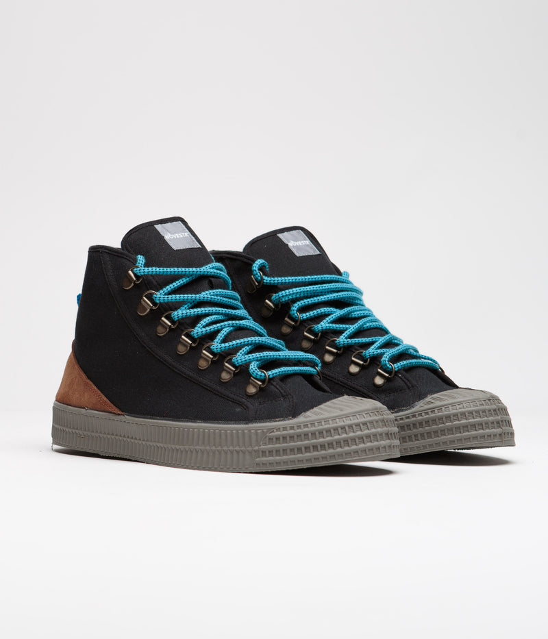 Novesta Star Dribble Hiker Shoes in 60 Black and 230 Grey