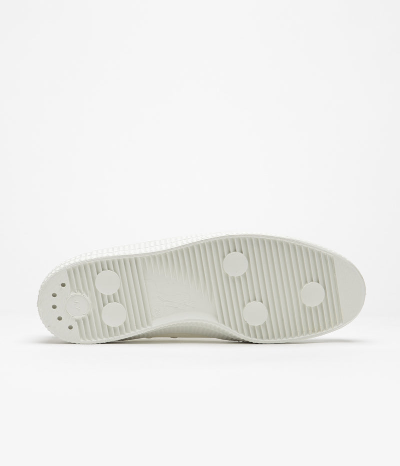 Novesta Star Master Contrast Piping Shoes in 10 White and 60 Black / 110 White