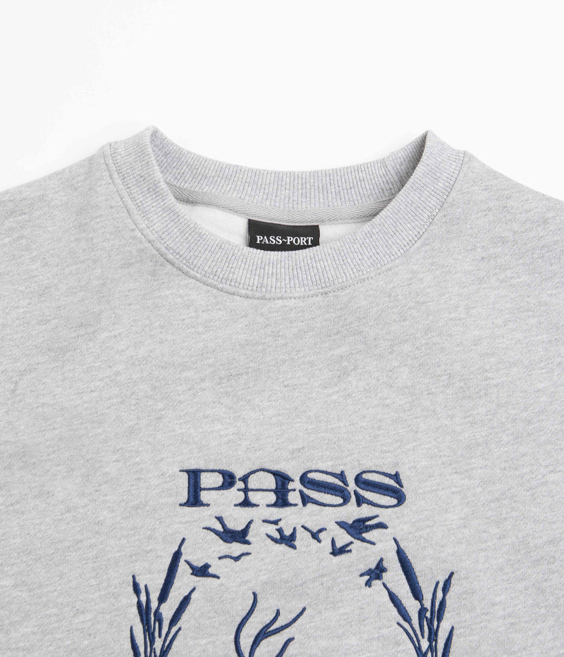 Pass Port Everglade Embroidery Crewneck Sweatshirt in Ash Heather