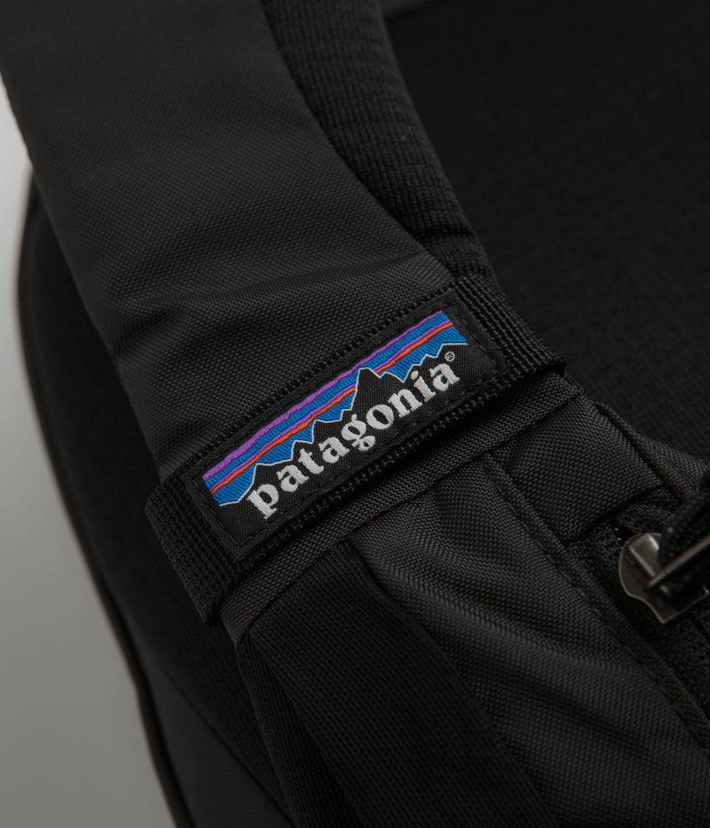 Patagonia Atom Sling 8L Bag in Black