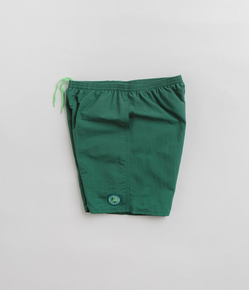 Patagonia Baggies Longs 7" Shorts in GPIW Crest: Conifer Green