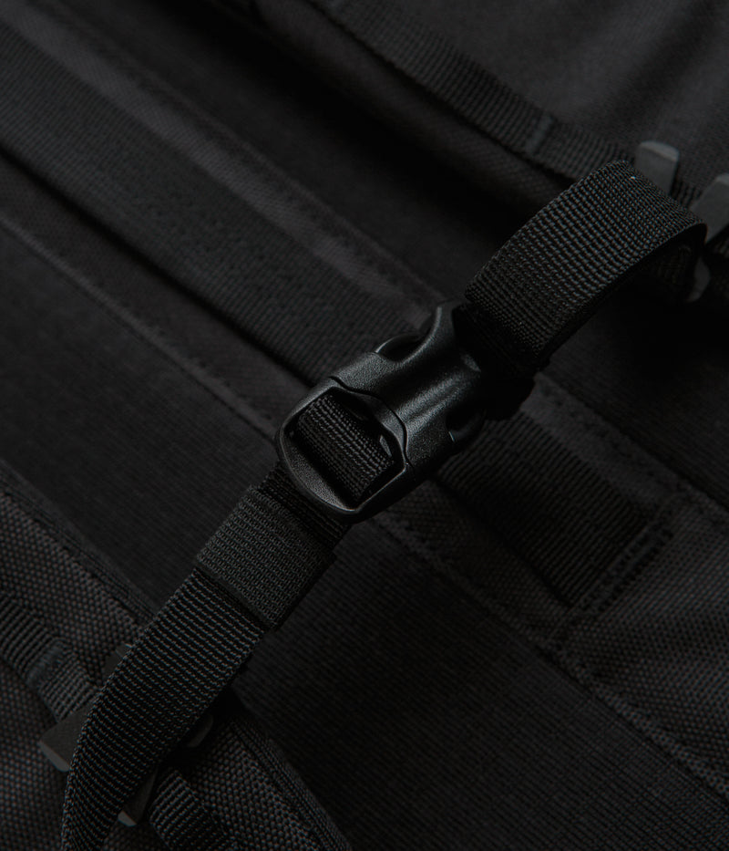 Patagonia Black Hole Backpack 32L in Black