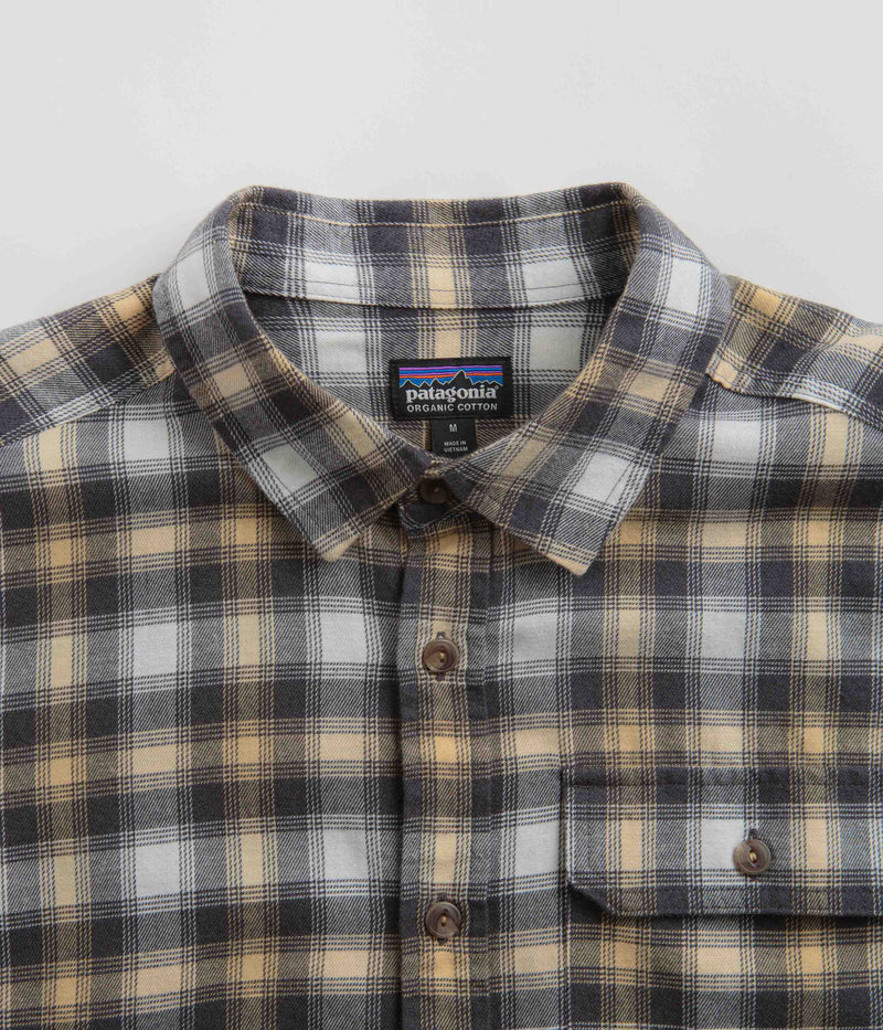 Patagonia Cotton in Conversion Fjord Flannel Shirt in Beach Day: Sandy Melon