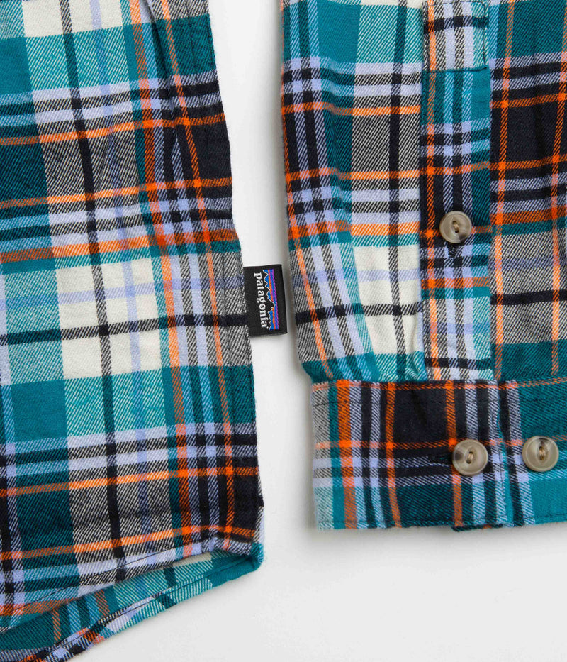 Patagonia Cotton in Conversion Fjord Flannel Shirt in Lavas: Belay Blue